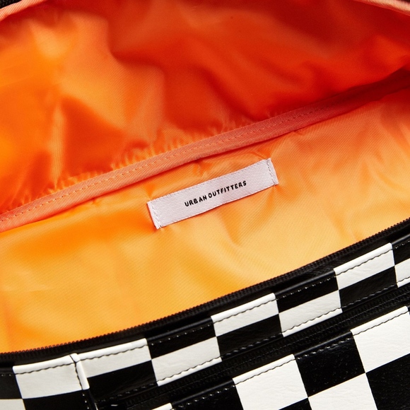 UO UrbanOutfitters Crossbody 2.0 Fanny Pack Sling - Picture 6 of 6